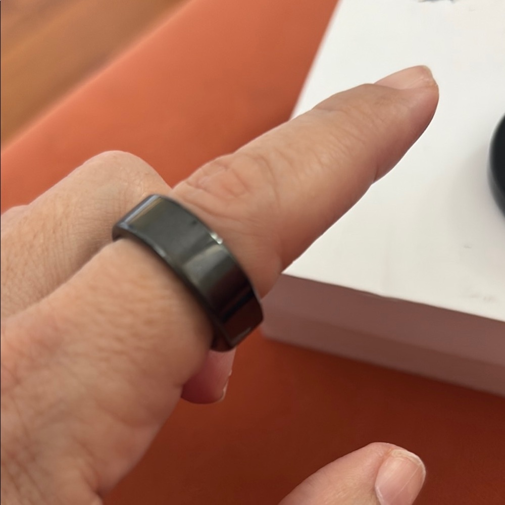 Oura Ring Gen 3, size 9 - Picture 2 of 4
